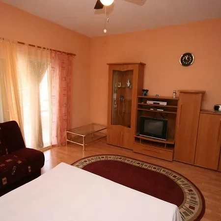 Apartment Studio Pag 6412a *